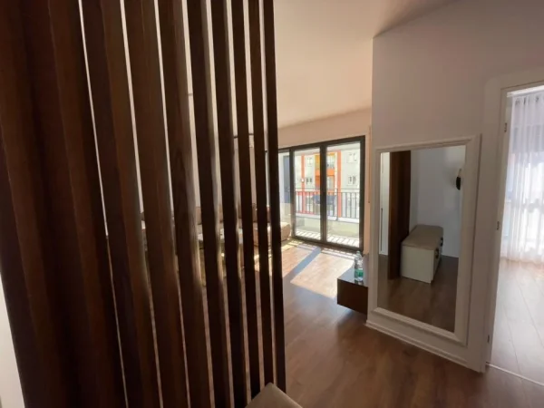 Tirane, jap me qera apartament 1+1+Aneks+Ballkon Kati 5, 68 m² 700 € (Rruga Jordan Misja)