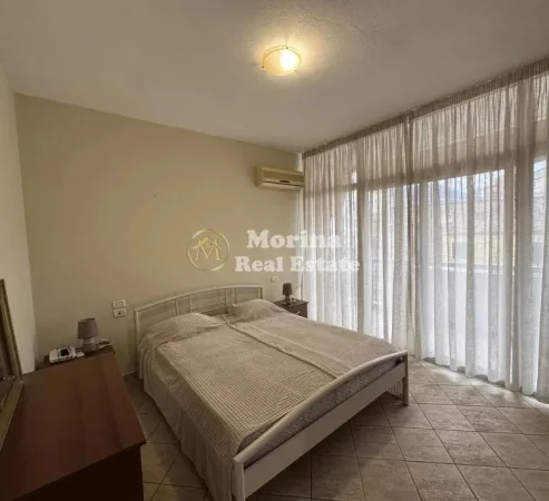 Tirane, jepet me qera apartament 1+1 Kati 3, 65 m² 550 € (Tregu Elektrik)