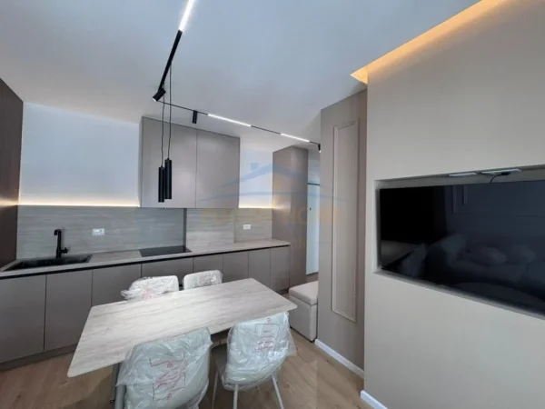 Tirane, jepet me qera apartament 1+1 Kati 6, 62 m² 500 € (Rezidenca Kadiu ne Ali Dem)