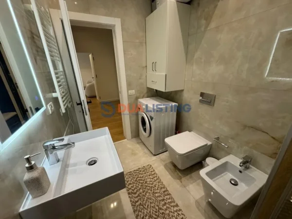 Tirane, jepet me qera apartament 2+1 , 80 m² 750 € (Kodra e Diellit)