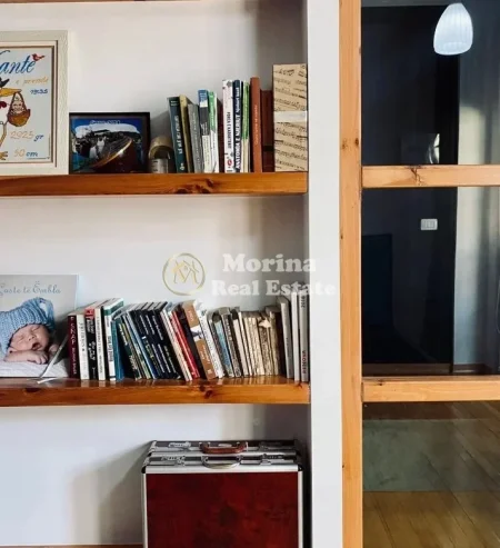 Tirane, jepet me qera Vile 4+1 Kati 1, 180 m² 1.200 € (Pallati Brigadave)