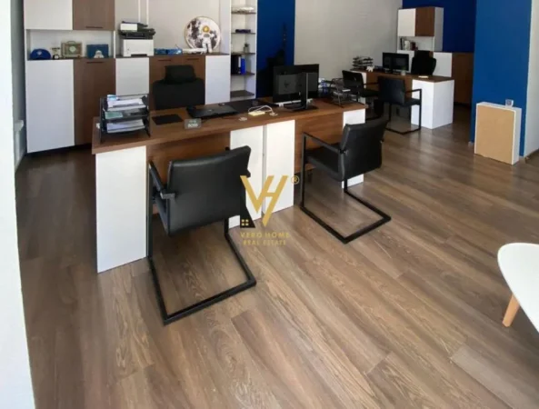 Tirane, jepet me qera dyqan Kati 0, 50 m² 770 € (RRUGA NDRE MJEDA)