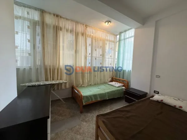 Tirane, jepet me qera apartament 3+1 , 100 m² 500 € (Kodra e Diellit)