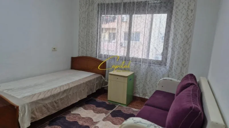 Tirane, jepet me qera apartament 2+1 Kati 4, 93 m² 600 € (SHESHI WILLSON)