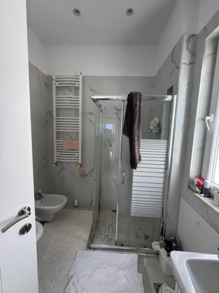 Tirane, shitet apartament+verande | Penthouse 1+1 Kati 5, 150 m² 250.000 € 
