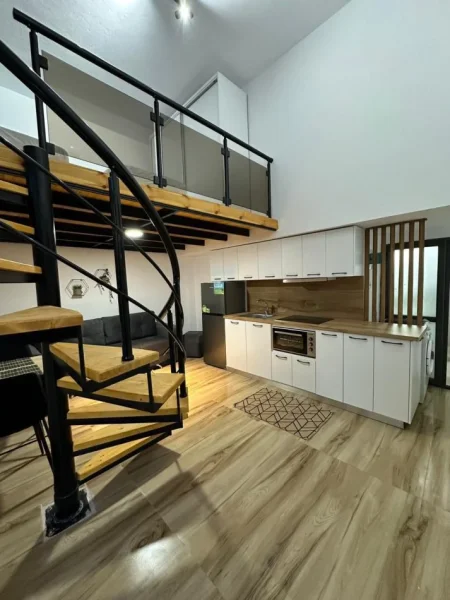 2 GARSIONERE ME QERA RRUGA DURRESIT 100.000 LEKE