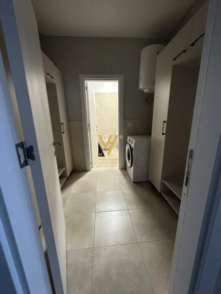 Tirane, shitet apartament 1+1+Ballkon Kati 4, 86 m² 200.000 € (ALI DEMI)