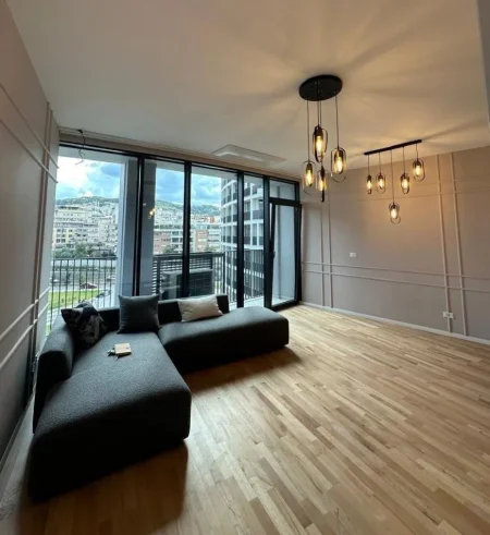 Tirane, jepet me qera apartament 2+1 Kati 4, 110 m² 1.800 € (LAKE VIEW REZIDENCE)