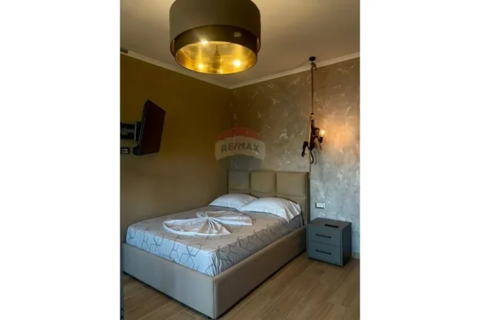 Tirane, shes garsonier 1+1 Kati 8, 61 m² 210.000 € 