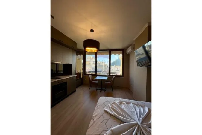 Tirane, shes garsonier 1+1 Kati 8, 61 m² 210.000 € 