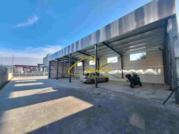 Tirane, jepet me qera magazine Kati 0, 145 m² 2.500 € (YRSHEK)