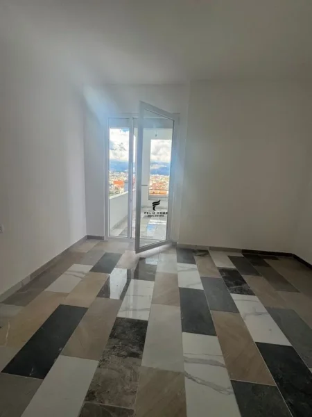 Tirane, shitet apartament 2+1 Kati 4, 115 m² 140.000 € (MEZEZ FUSHE)