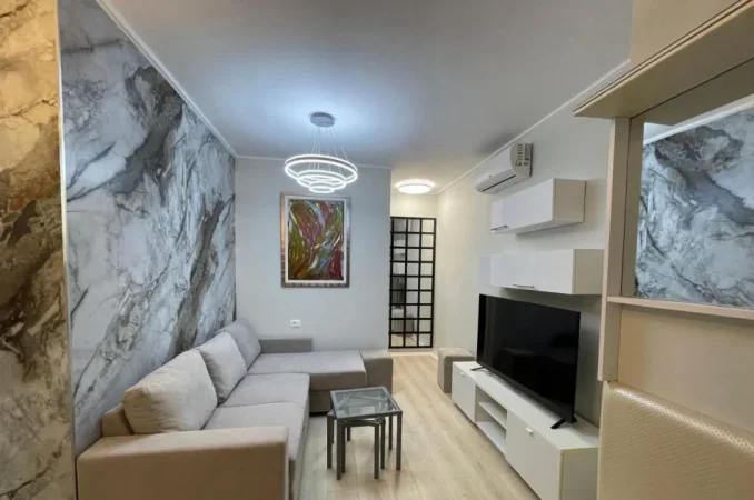 Tirane, jepet me qera apartament 2+1 Kati 5, 90 m² 650 € (ISH TREGU ELEKTRIK)