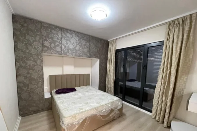 Tirane, jepet me qera apartament 2+1 Kati 5, 90 m² 650 € (ISH TREGU ELEKTRIK)