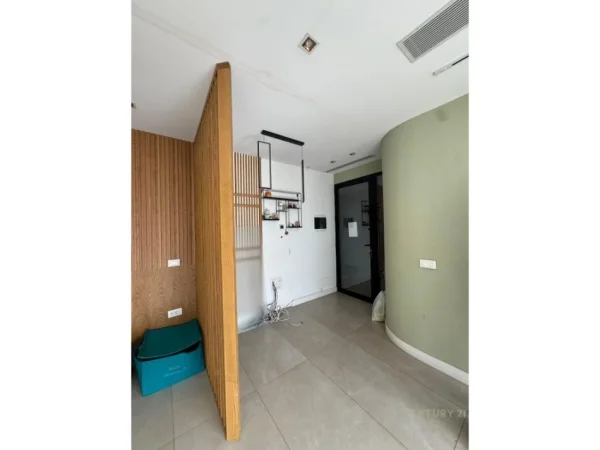 Tirane, shes ambjent biznesi Kati 1, 41 m² 129.000 € (Rruga e Dibres)