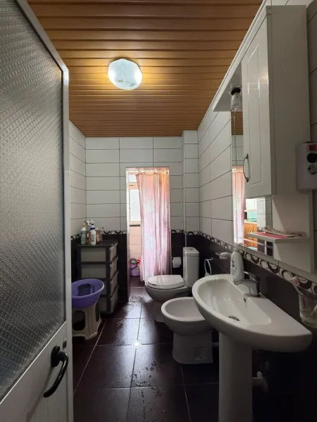 Tirane, shitet apartament 2+1 Kati 4, 73 m² 128.000 € (RRUGA IRFAN TOMINI)