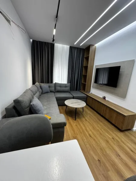 Tirane, jepet me qera apartament 2+1+Ballkon Kati 6, 80 m² 550 € (Rruga Pasho Hysa)