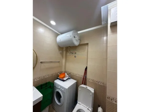 Tirane, jepet me qera apartament 3+1+2 Kati 7, 112 m² 1.400 € (9-KATESHET , Qender)