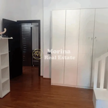 Tirane, jepet me qera apartament 2+1 Kati 3, 120 m² 1.200 € (Rruga e Barrikadave)