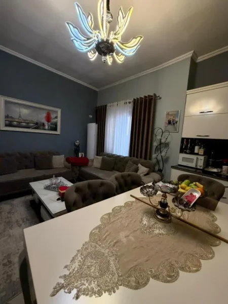 Tirane, shitet apartament 1+1 , 105 m² 170.009 € (Astir)