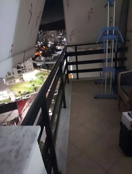 Tirane, jepet me qera apartament 2+1+Ballkon Kati 8, 112 m² 500 € (Yzberisht)