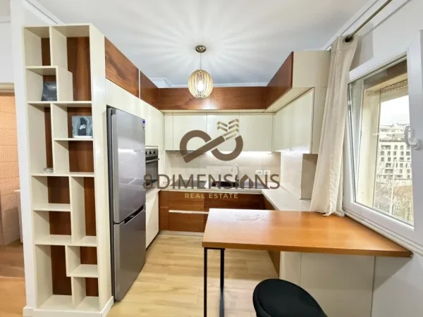 Tirane, jepet me qera apartament 2+1 Kati 2, 87 m² 700 € (kopshti zoologjik)