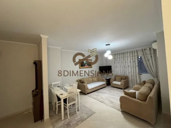 Tirane, jepet me qera apartament 2+1+Ballkon Kati 2, 100 m² 600 € (kodra e diellit)