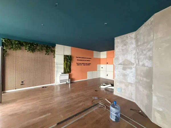 Tirane, jepet me qera zyre Kati 4, 110 m² (Komuna e Parisit)