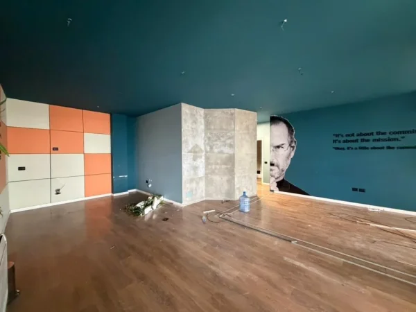 Tirane, jepet me qera zyre Kati 4, 110 m² (Komuna e Parisit)