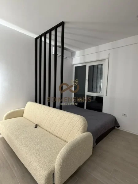 Tirane, jepet me qera garsonier 1+1 Kati 7, 42 m² 450 € (5 maji)