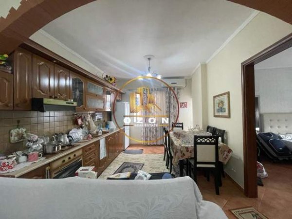 Tirane, jepet me qera apartament 2+1+A+BLK Kati 4, 70 m² 470 Euro (ASTIR)