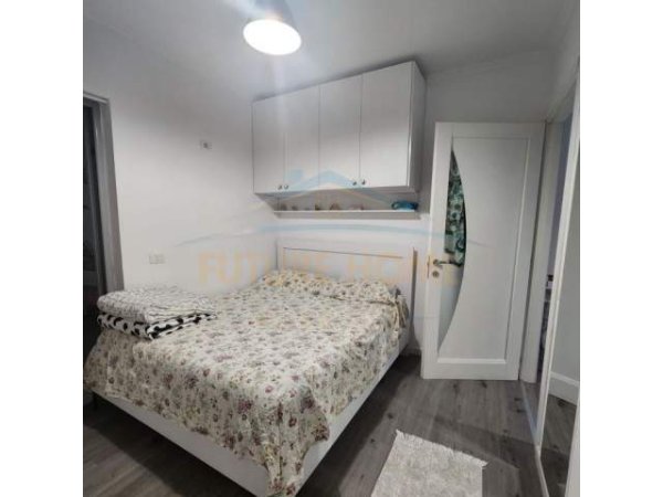 Tirane, jepet me qera apartament 1+1 Kati 2, 40 m² 350 Euro (Yzberisht)