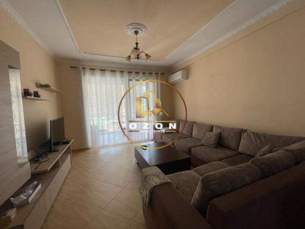 Tirane, jepet me qera apartament 2+1+A+BLK Kati 3, 75 m² 650 Euro (KOPSHTI BOTANIK)