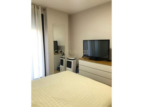 Tirane, shitet apartament Kati 5, 66 m² 110.000 Euro (Tirana, Albania)