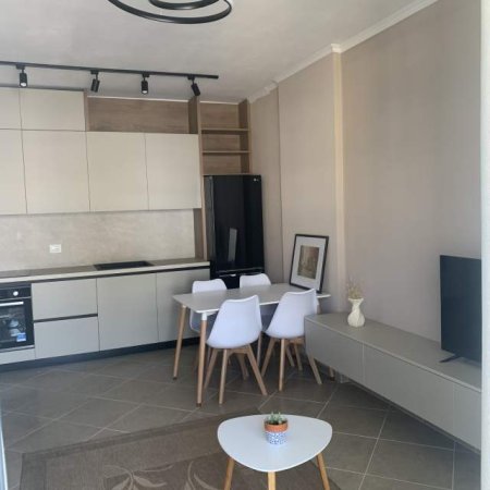 Lungomare, jap me qera apartament 1+1 Kati 6, 60 m² 400 Euro