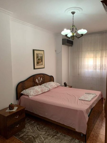 Tirane, jepet me qera apartament 2+1+BLK Kati 2, 122 m² 500 Euro (Hime Kolli)