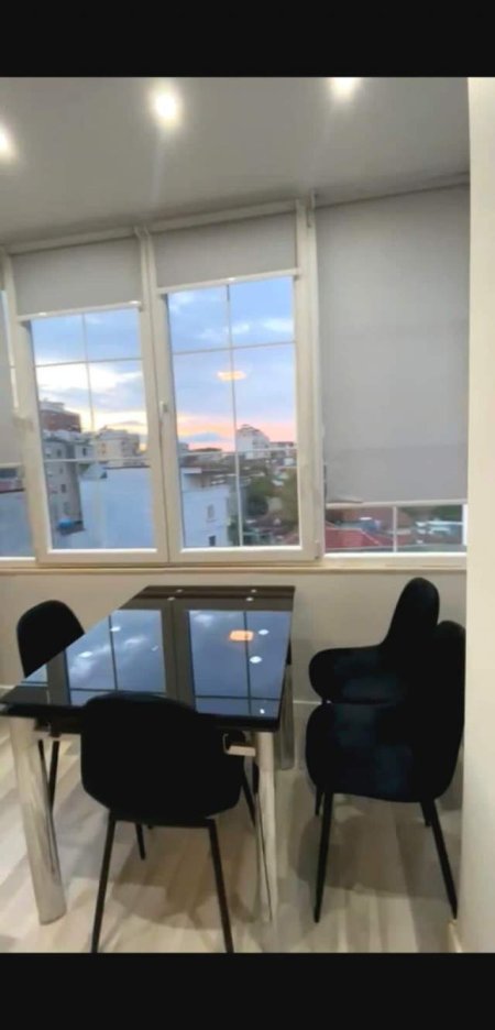 Tirane, jepet me qera apartament 2+1+BLK Kati 5, 71 m² 700 Euro (Myslym Shyri)