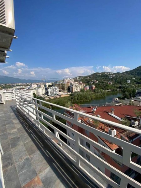 Tirane, jepet me qera Penthouse 3+1+BLK Kati 6, 250 m² 1.500 Euro (Liqeni i Thate)