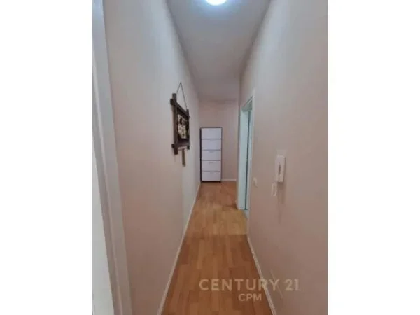 Tirane, jepet me qera apartament 2+1 Kati 1, 109 m² 550 Euro (Kompleksi ASL Zirkon, Spitali QSUT)