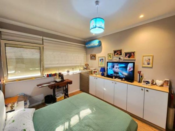 Tirane, shitet apartament Kati 8, 131 m² 186.000 Euro (Tirana, Albania)