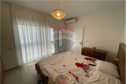 Vlore, shitet Penthouse 2+1+BLK Kati 1, 248.000 Euro (Rruga Perivolo Residences Dhermi)