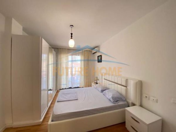 Tirane, jepet me qera apartament Kati 3, 105 m² 850 Euro (Rruga e Bogdaneve)