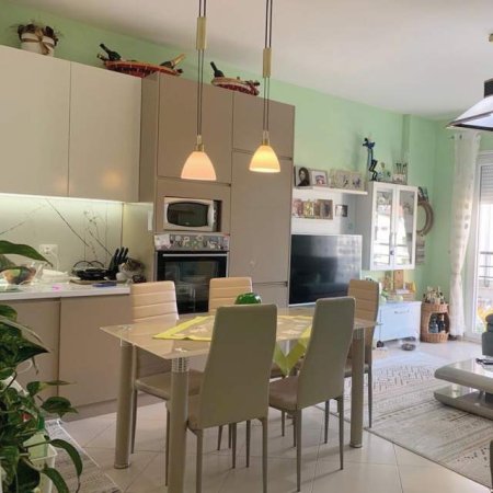 Tirane, jepet me qera apartament 2+1+BLK Kati 2, 115 m² 420 Euro