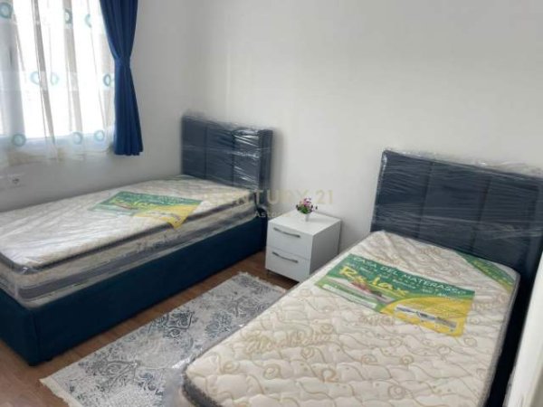 Tirane, jepet me qera apartament Kati 2, 88 m² 470 Euro