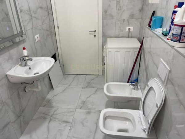 Tirane, jepet me qera apartament Kati 2, 88 m² 470 Euro