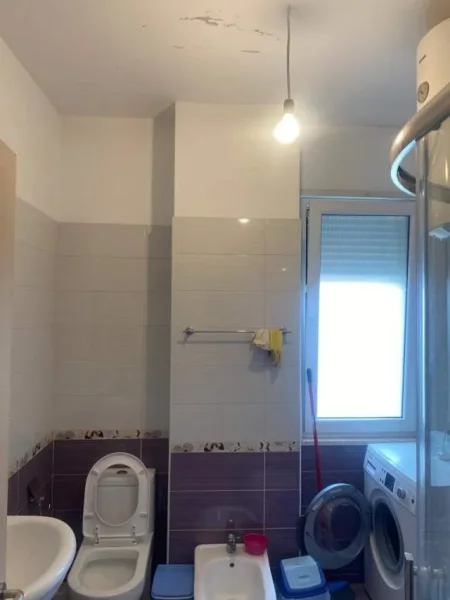 Tirane, jepet me qera apartament 2+1+BLK Kati 4, 106 m² 650 Euro (kopshti Zoologjik)