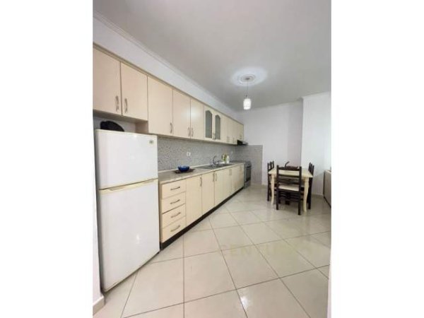 Tirane, shitet apartament 2+1+BLK Kati 3, 86 m² 106.000 Euro (yzberisht)