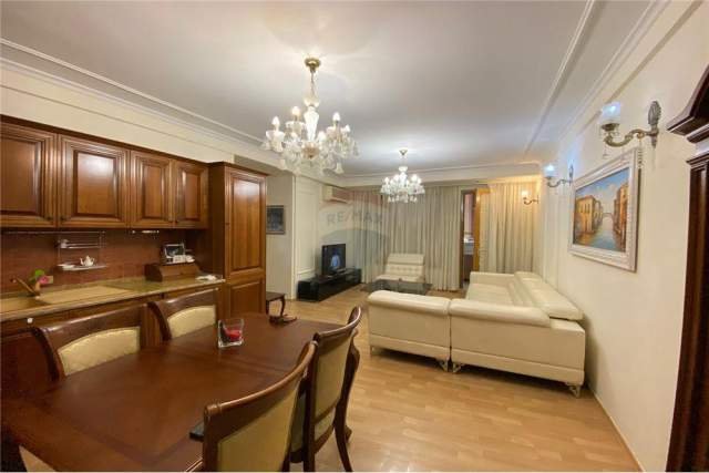 Tirane, jepet me qera apartament 2+1+BLK Kati 2, 120 m² 1.000 Euro (Bllok - Rruga Nikolla Tupe)