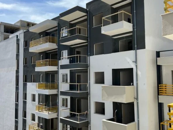 Tirane, shitet apartament 1+1 , 70 m² 130.009 € (Kompleksi E-88, Rruga Dritan Hoxha)