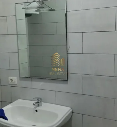 Tirane, jepet me qera apartament 1+1 Kati 3, 50 m² 400 € (Don Bosko, prane shkolles Qazim Turdiu)